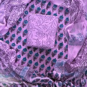 Elegant Cotton Suit with Chiffon Dupatta